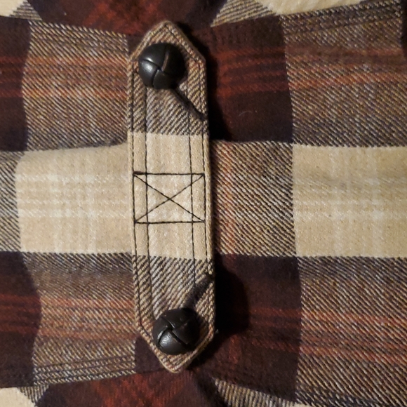 Vintage Triple Five Soul Vest Wool with faux fur removable hood. - Picture 13 of 17